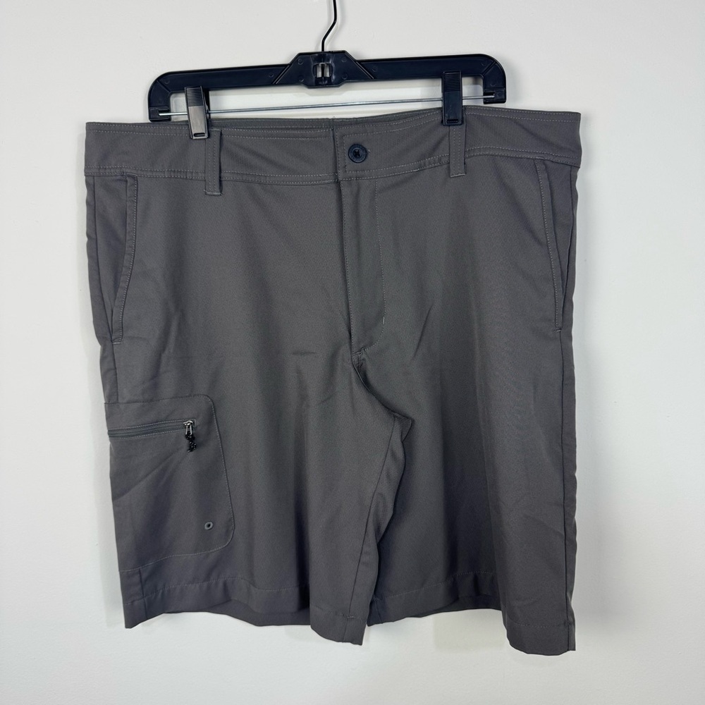 Magellan Fish Gear Outdoors Grey Gray Performance Shorts